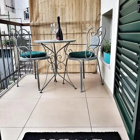 City And Beach Luxury Apartment Split